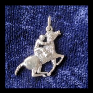 Vintage 925 Sterling Silver Equestrian Horse Pendant